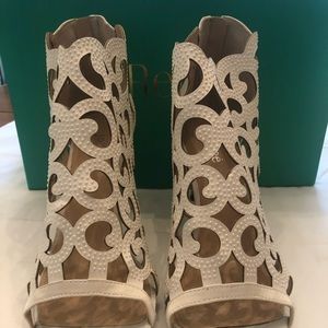 J Renee Size 13 women’s lacy booties